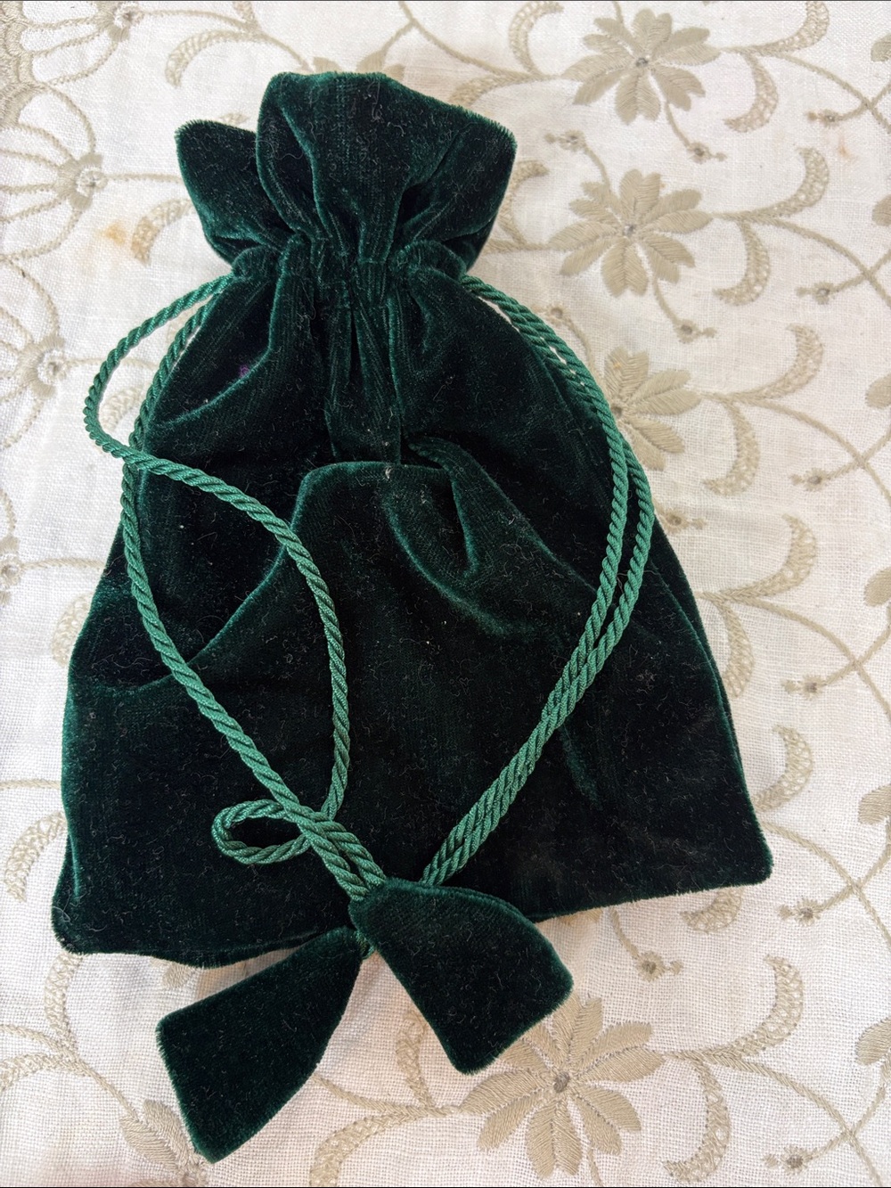 Drawstring pouch - Picture 4 of 8